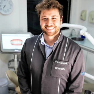 Dr. Aqboub Yassine et son équipe de dentistes experts à Tanger, Maroc